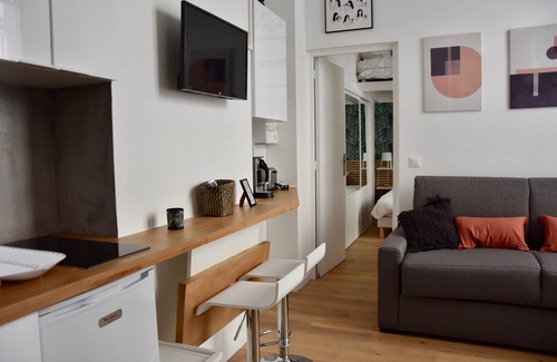 Saint-Merri House | New! Modern and cozy flat. heart of Paris! Swamp center! Halls!