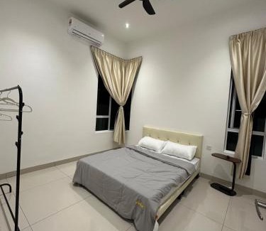Muar House | NEW! Modern comforts in a Semi-D Muar