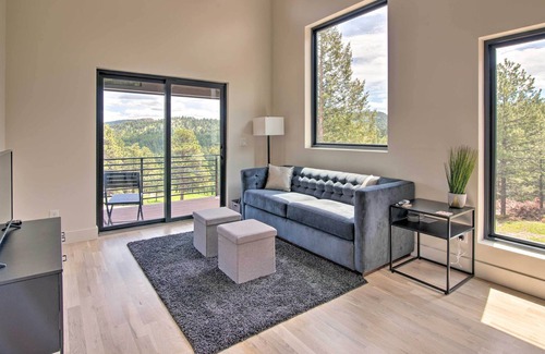 Evergreen Meadows House | NEW! Modern evergreen cottage on 35 acres with views!