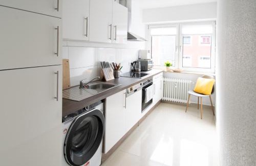 Sudostviertel Apartment | NEW! Modernes 2 Zimmer Apartment, Zentral, 6Pers