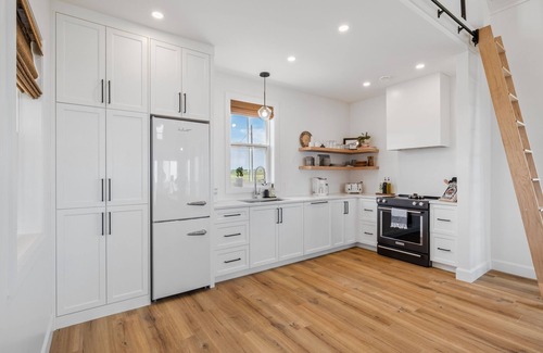 French River Cottage | New Ocean Front Beach House With Access To Private Beach (License#2203401)