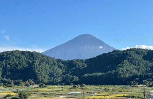 Oishi Villa | New open【Mermaid annex】最大13名可！壮大な富士山の景色を楽しむ、高級貸別荘！