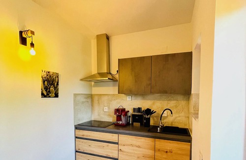 Cove Murtar Apartment | New opening! 4-star studio apartment "Turtle", 50 m from the sea, dream view