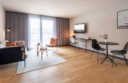 Boeblingen House | NEW OPENING / Böblingen Airfield / Design-Serviced-Apartment / MEDIUM 39-46 sqm