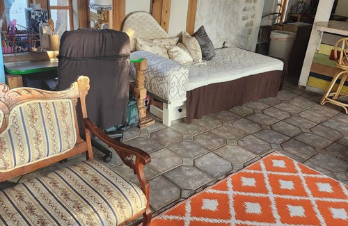 Milneburg Apartment | New Orleans Pool House