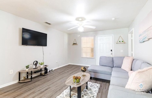 New Port Richey Apartment | New Port Richey Apt Sleeps 6 15 Min Drive Beach