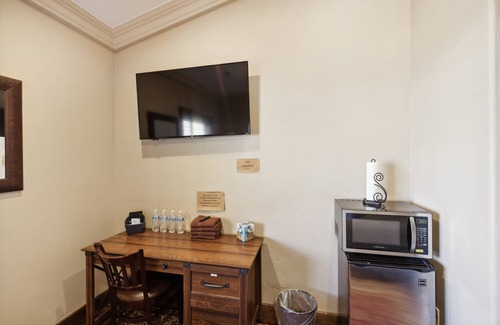 Hildale Apartment | NEW! Room 24 - Bryce Canyon by Zion Cliff Lodge