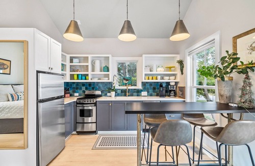 Rosemary Beach Cottage | New Rosemary Beach Carriage, Bright & South of 30-A