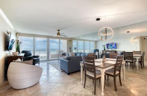 New Smyrna Beach House | New Smyrna Beachfront Modern Condo