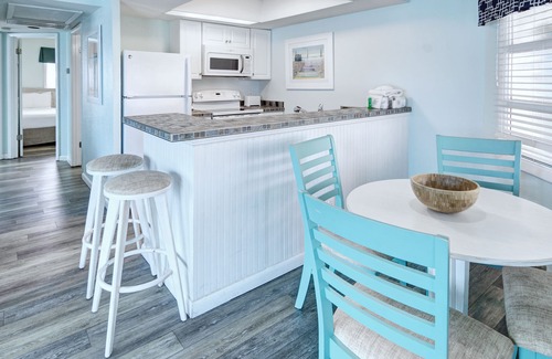 New Smyrna Beach Apartment | New Smyrna Waves by Exploria Resorts