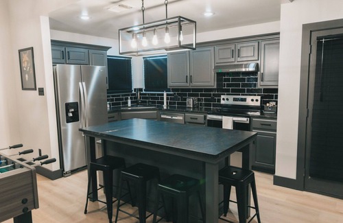 Lubbock House | NEW Spark Getaways: The Distinguished Buffalo