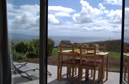 Lajes do Pico Apartment | New Studio with views for S. Jorge Island