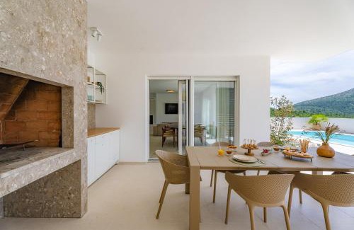 Tugare Villa | NEW Stylish villa Tenera with private pool, 3 bedrooms