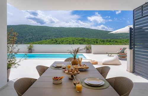 Tugare Villa | NEW Stylish villa Tenera with private pool, 3 bedrooms
