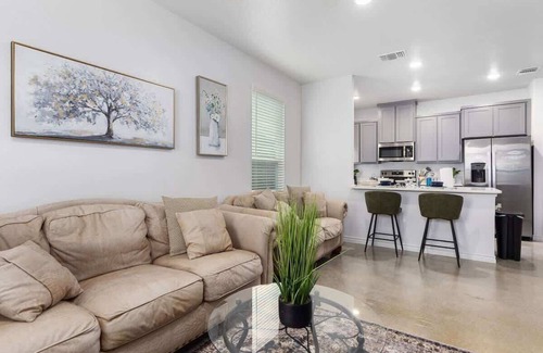 Temple Apartment | New* Temple 6 Bd Home, Safe Neighborhood, 2 Mi to DownTown, 5 Mi to BS&W & UMHB!