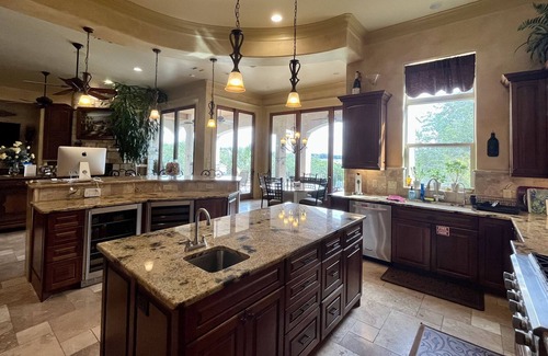 Comanche Trail House | NEW! The Palms on Lake Travis Estate - Waterfront with Dock - Close to Austin