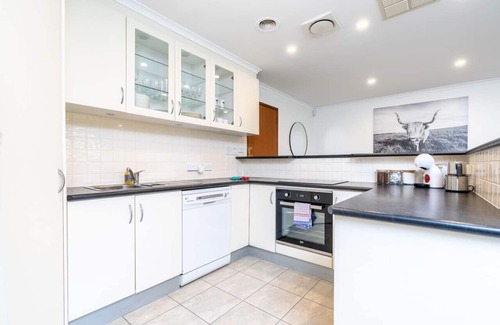 Reid Apartment | New to VRBO: Spacious 2BR Home in Tranquil Leafy Neighborhood
