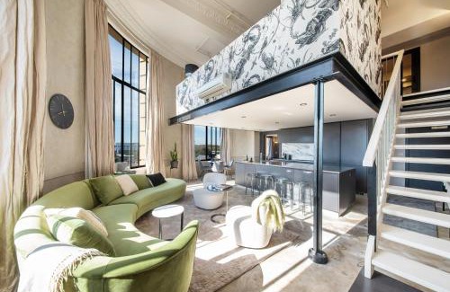 Prahran Apartment | New York Style Apt in Iconic Prahran Central