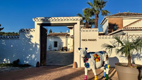 Antequera Villa | New! Your ultimate luxury finca with 11BR, Pool, Jacuzzi, Gym and Sauna just 30 minutes from Malaga!