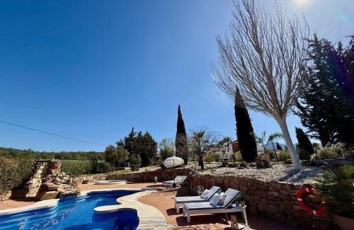 Antequera Villa | New! Your ultimate luxury finca with 11BR, Pool, Jacuzzi, Gym and Sauna just 30 minutes from Malaga!