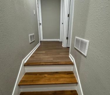 Warrensburg House | Newly built 3 level home 2 minute drive to UCM