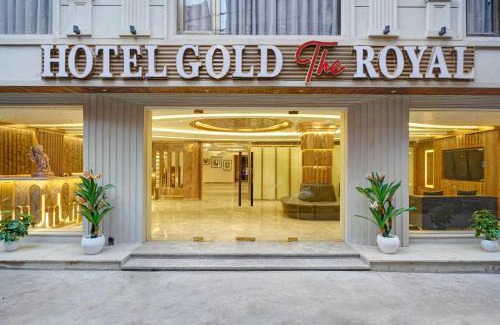 Paharganj Hotel | Newly Built Gold The Royal With Rooftop Restaurant - 2Mins Walk From New Delhi Rail Station & 5Mins from Connaught Place