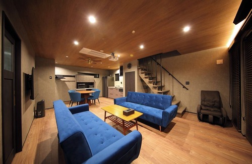 Fujikawaguchiko House | Newly built in July 2025 Contrast of forest and light Premium stay Bonfire BBQ 14 people /Minamitsurugun Yamanashi