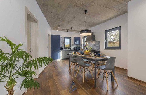 Vrznaveri Villa | Newly-built modern Villa for 6 with pool near beautiful City of Poreč