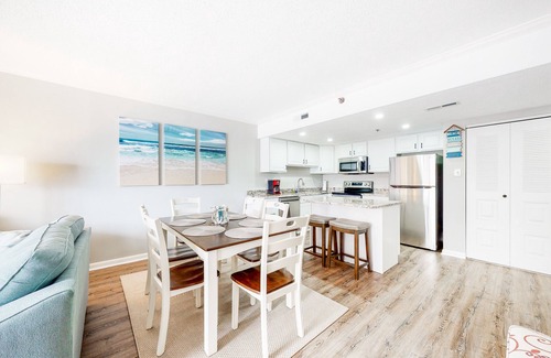 North Ocean City Condo | Newly remodeled Ocean Block retreat w/easy beach access & shared pools
