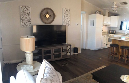 Apache Junction House | Newly remodeled with beautiful Mountain views in a nice 55 plus park.n