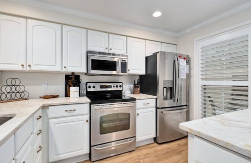 Sandestin House | Newly renovated, 2 bedroom, sleeps 8, easy walk to beach, pool, restaurants