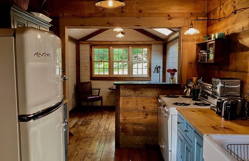 East Chatham Cabin | Newly Renovated Cabin in the Country
