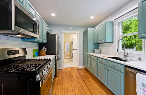 Ephraim House | Newly renovated, charming 1903 farmhouse in the heart of Ephraim
