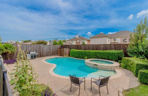 Frisco House | Newly Renovated Home with Spacious Interior & Backyard Pool - Perfect for Families!