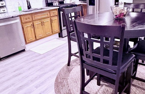 Snellville Apartment | Newly Renovated Peaceful & Cozy Snellville 2-Bed: 45 Min to Atlanta, Family Fun