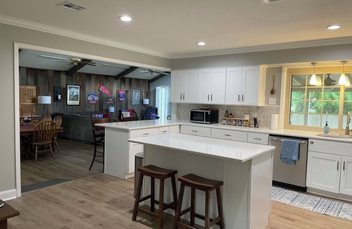 Ruston House | Newly Renovated Space for up to 12 in Ruston near LA Tech
