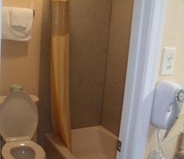 North Newport News Hotel | Newport News Inn