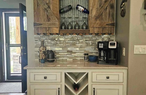 Abrams House | NFL Draft Country Hideaway 18 minutes from Lambeau field