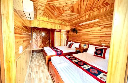 Bac Ha House | Nhà sàn Mây Trắng - Nhà sàn mới dựng còn thơm mùi gỗ