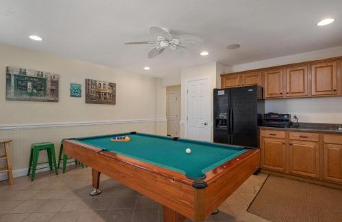 Nags Head House | NH385 Footloose & Fab