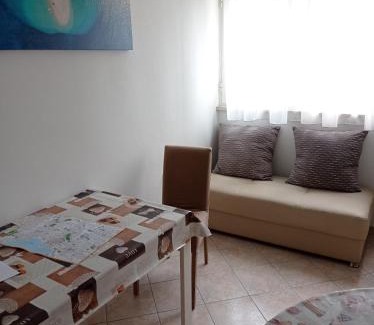 Vranjic House | Nice and cozy two single bed room