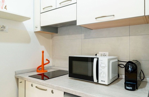 Santo Stefano al Mare Apartment | Nice apartment for 3 people with WIFI, A/C, TV, balcony and pets allowed