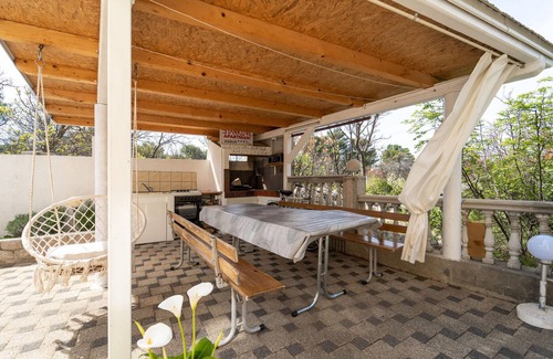 Starigrad Apartment | Nice apartment in starigrad paklenica