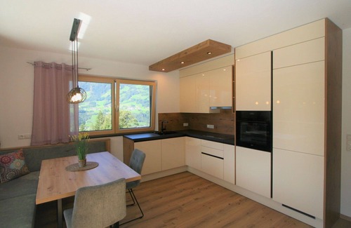 Holdernach Apartment | Nice apartment for 5 guests with WIFI, TV and terrace