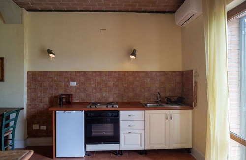 Villa Santa Maria Apartment | Nice apartment for 4 people with WIFI, pool, A/C, TV, balcony and pets allowed