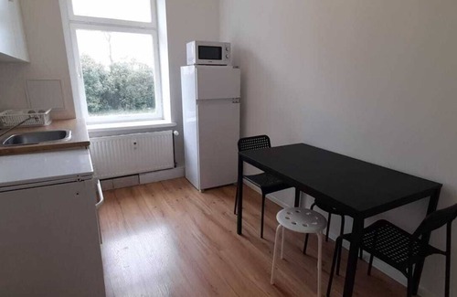 Zeitz Apartment | Nice apartment close to Leipzig