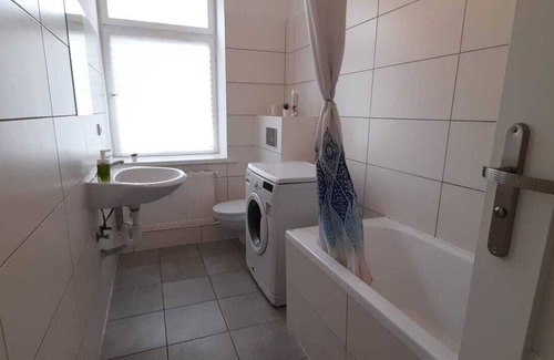 Zeitz Apartment | Nice apartment close to Leipzig