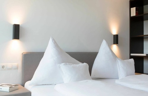 Telfes im Stubai Apartment | Nice apartment for 4 people with WIFI, pool, TV, terrace, pets allowed and parking