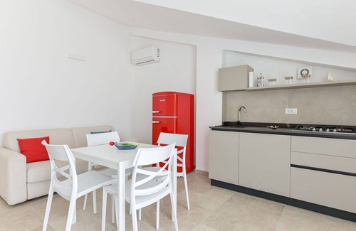 Follonica Apartment | Nice apartment for 4 guests with WIFI, A/C, terrace and pets allowed
