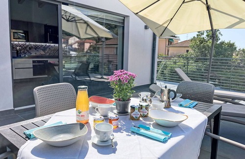 Caramagna Ligure Apartment | Nice apartment for 4 people with WIFI, pool, A/C, TV and terrace